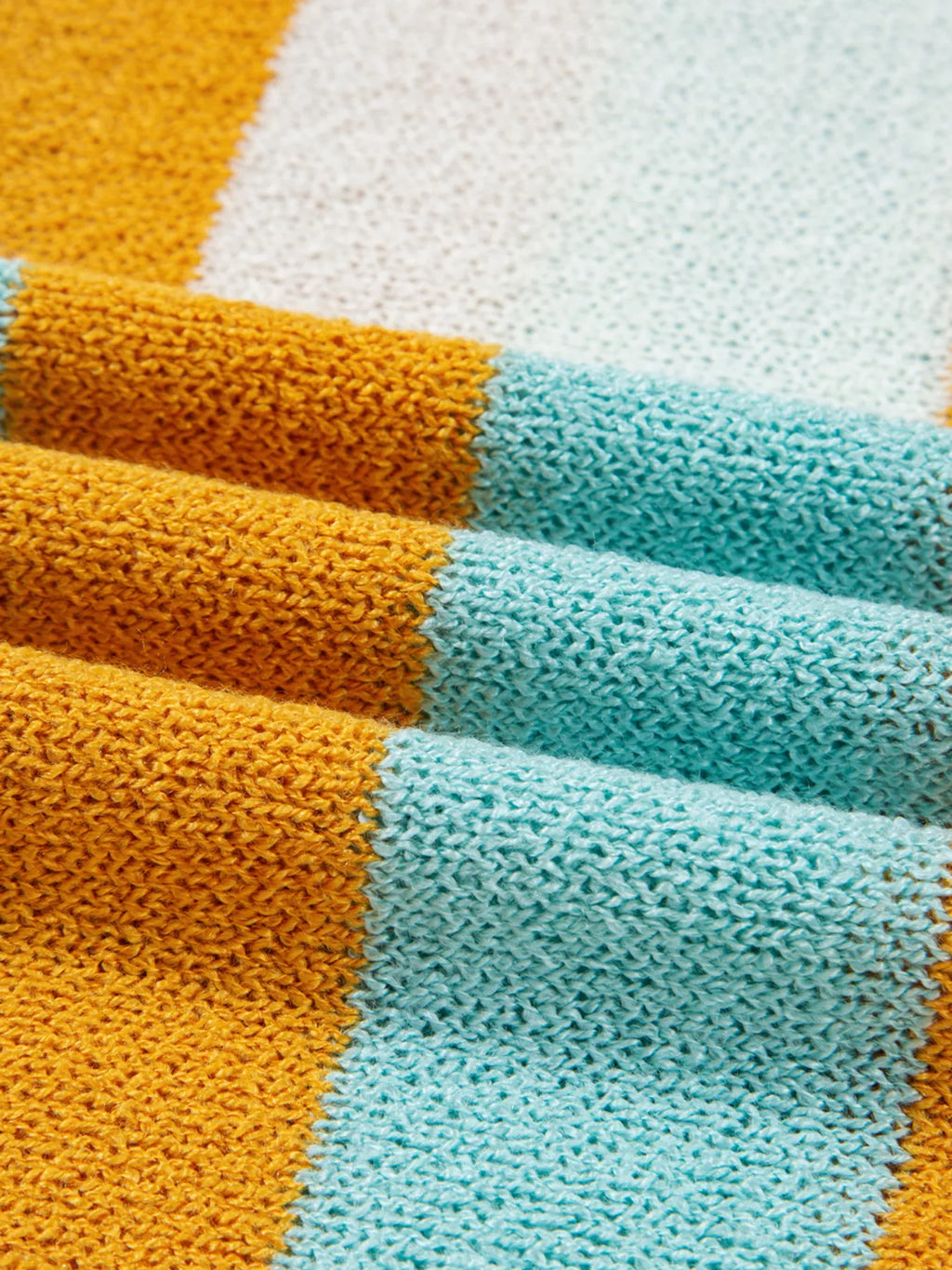 95e0ea899f4945b08f257e2024df4aa2-Max-Origin