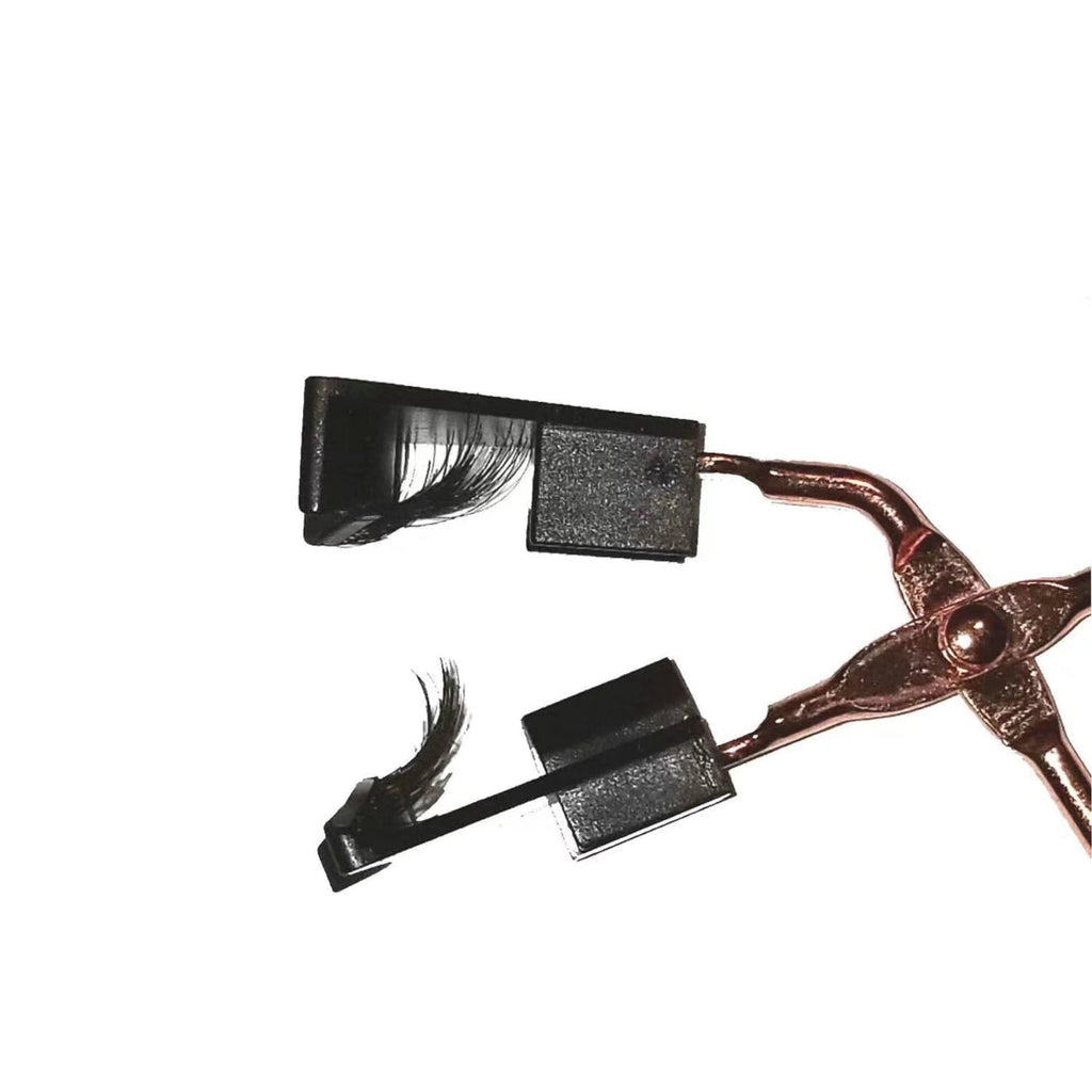 CRUELTY FREE REUSABLE 6D MAGNETIC EYELASHES-CALIFONIA